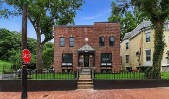 2256 HIGH St SE 4, Washington, DC 20020