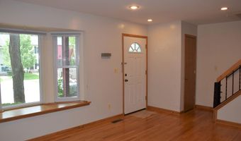 3393 Burbank Dr, Ann Arbor, MI 48105