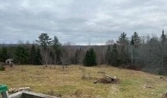 20 Monument Rd, Abbot, ME 04406