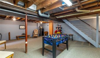 53 Brookpark Dr, Amherst, NY 14228