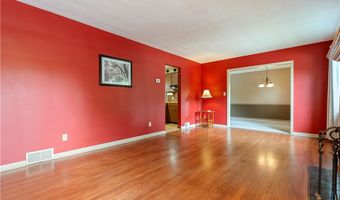 1925 Quayle Dr, Akron, OH 44312
