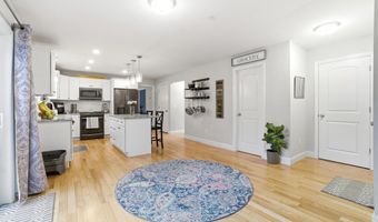 84 Juniper Cir, Auburn, NH 03032