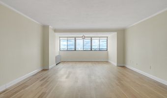 8 Whittier Pl 22B, Boston, MA 02114