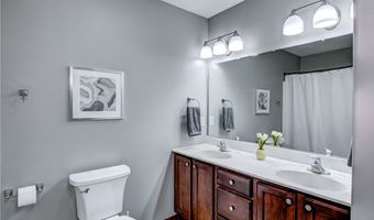 312 Brookshire Ct, Altoona, WI 54720
