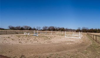 1564 N 450th Rd, Baldwin City, KS 66006