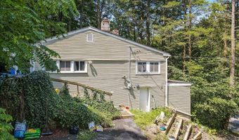 6680 Haasadahl Rd, Allentown, PA 18106