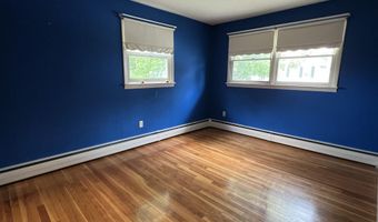 277 Pearl St, Bangor, ME 04401