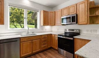 169 Willows Hill Dr #6, Cambridge, VT 05464
