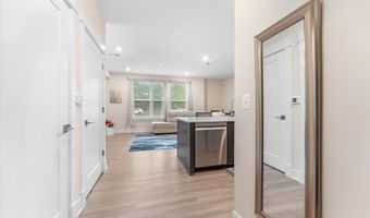 43795 TRANSIT Sq 101, Ashburn, VA 20147