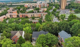 705 N ASHTON St, Alexandria, VA 22312
