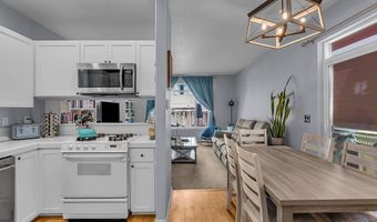 20499 SW CHANDELLE Ct, Beaverton, OR 97078