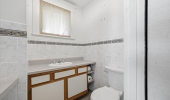 79 Edgecomb St, Albany, NY 12209