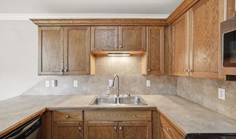 219 Madrid Dr, Benton, AR 72015