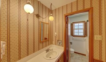 209 E Marfa Ave, Alpine, TX 79830