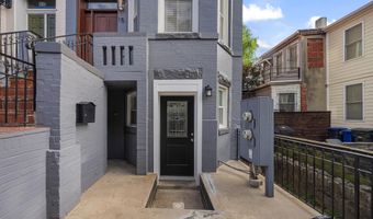 15 SEATON Pl NE 1, Washington, DC 20002