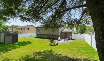 50 Meadow Ln, Albany, NY 12208