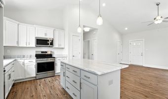 3898 Horseshoe Rd, Appomattox, VA 24522