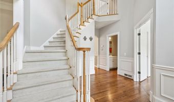 3095 Walnut Creek Dr, Alpharetta, GA 30005