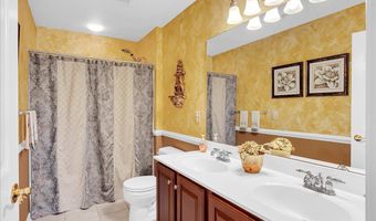 402 DERRYTOWN Dr, Bear, DE 19701