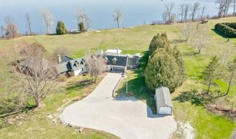 431 McGregor Pt, Alburgh, VT 05440