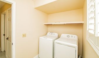 2105 Harbor Cliff Dr, Las Vegas, NV 89128