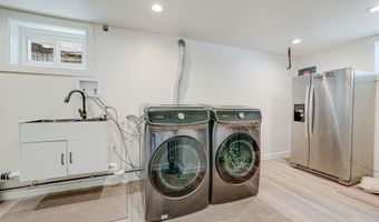 3662 VACATION Ln, Arlington, VA 22207