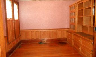 103 W Daniel St, Albany, MO 64402