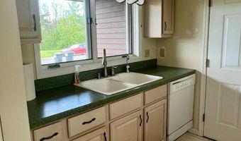 167 Country Club Ln, Amsterdam, NY 12070
