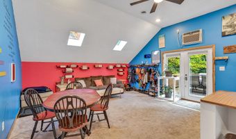 42 Lee Dr, Albion, ME 04910
