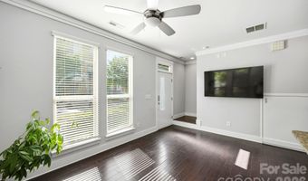 923 Warren Burgess Ln, Charlotte, NC 28205