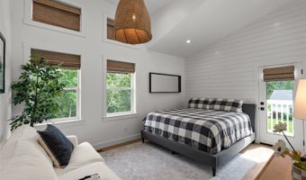 14833 Sunburst Dr, Bigfork, MT 59911