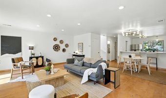 1038 Melrose Ave, Alameda, CA 94502