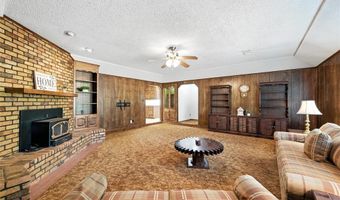 7220 Tucker Dr, Weatherford, TX 76085