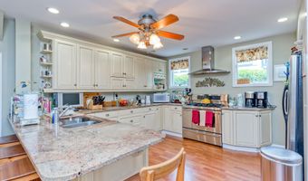 28 Woodland Ave, Avon By The Sea, NJ 07717