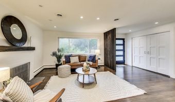 4422 NEPTUNE Dr, Alexandria, VA 22309