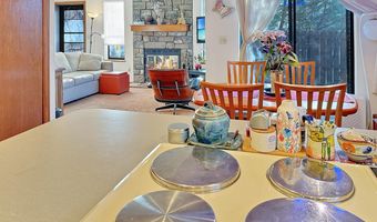 6201 Willow Ln, Boulder, CO 80301