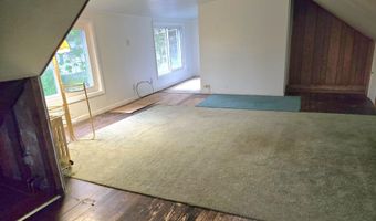 656 Temple Ln, Altoona, PA 16602