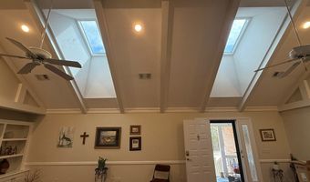 113 Woodson St, Bruce, MS 38915