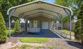 674 E BAY Ave, Barnegat, NJ 08005