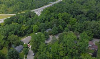 285 Brookside Dr, Ann Arbor, MI 48105