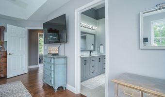 8750 Lavelle Rd, Athens, OH 45701