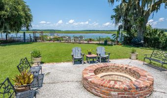 74 Battery Creek Club Dr, Beaufort, SC 29902