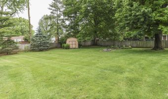 1640 Ridge Hill Ln, Indianapolis, IN 46217