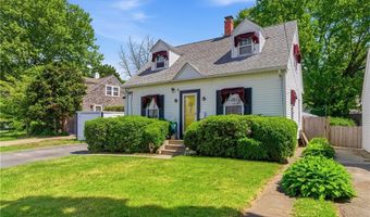 69 Roger Williams Ave, East Providence, RI 02916