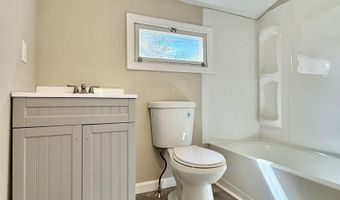 516 Hall St, Bow, NH 03304