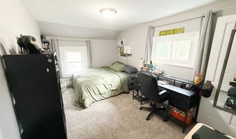 726 N Jackson St, Auburn, IN 46706