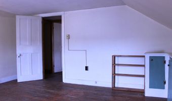 127 Main St, Cambridge, VT 05464