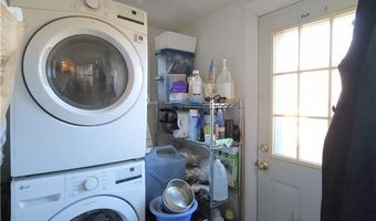 73 Old Fort Rd, Newport, RI 02840