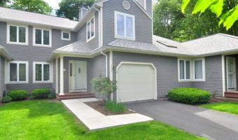 202 Castlewood Dr 202, Bloomfield, CT 06002