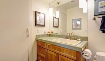 4040 Wispen Cir, Anchorage, AK 99517